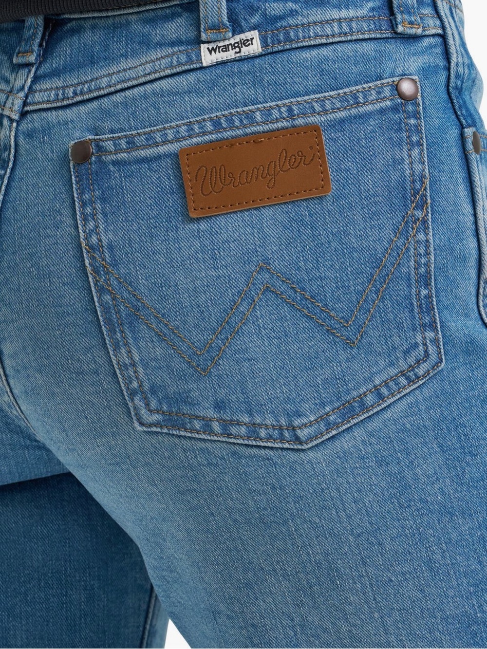 Wrangler Raw Hem High Waist Kick Flare Jeans - Picture 4 of 6